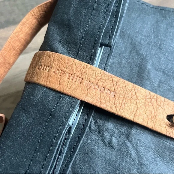 Out of the Woods | lunch bag | black / brown - Picture 6 of 7